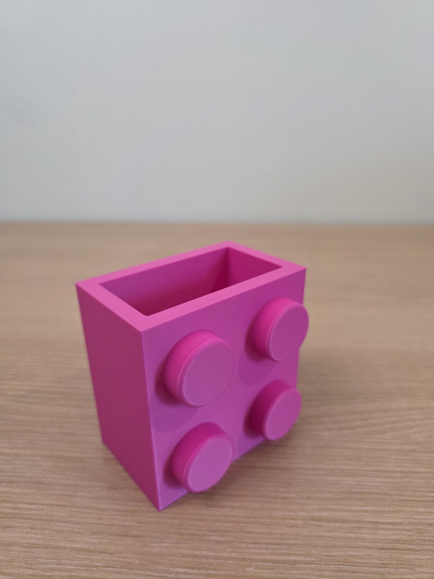 Brick-Inspired Pencil Holder / Desk Organizer